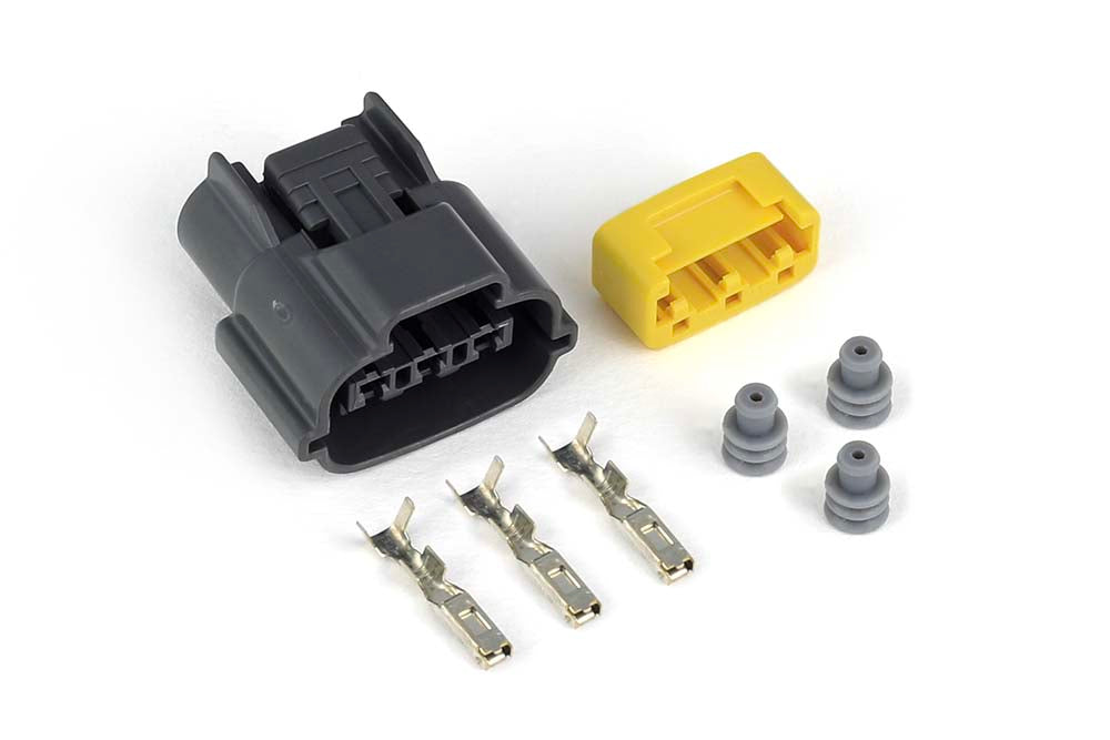 Hitachi R35 Coil Plug & Pins Only — Goleby's Parts
