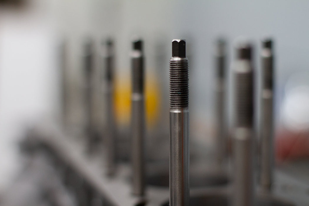 Atomic - Barra Tool Steel Headstuds with OS Washers